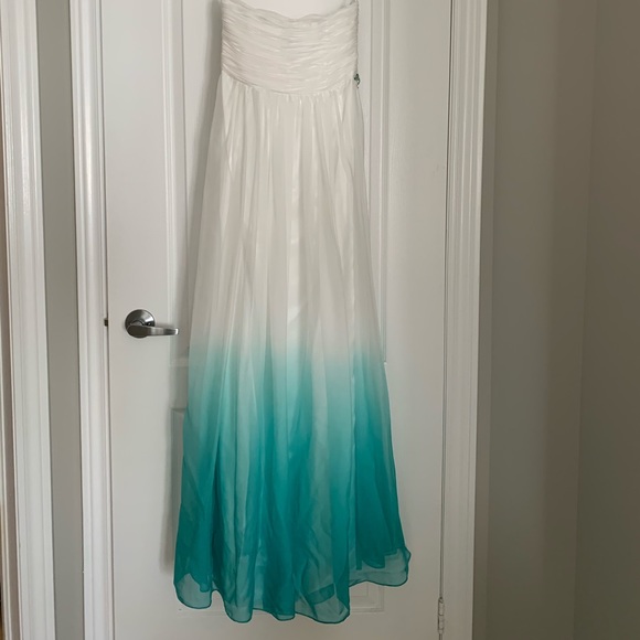 Prom Dress - Picture 4 of 6